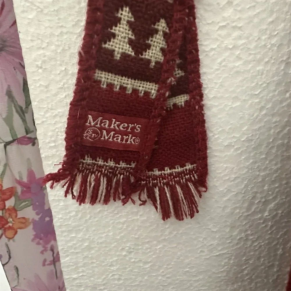 Maker's Mark Scarf and Bottle Scarf Set